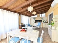 appartamento-con-veranda-attrezzata-villasimius